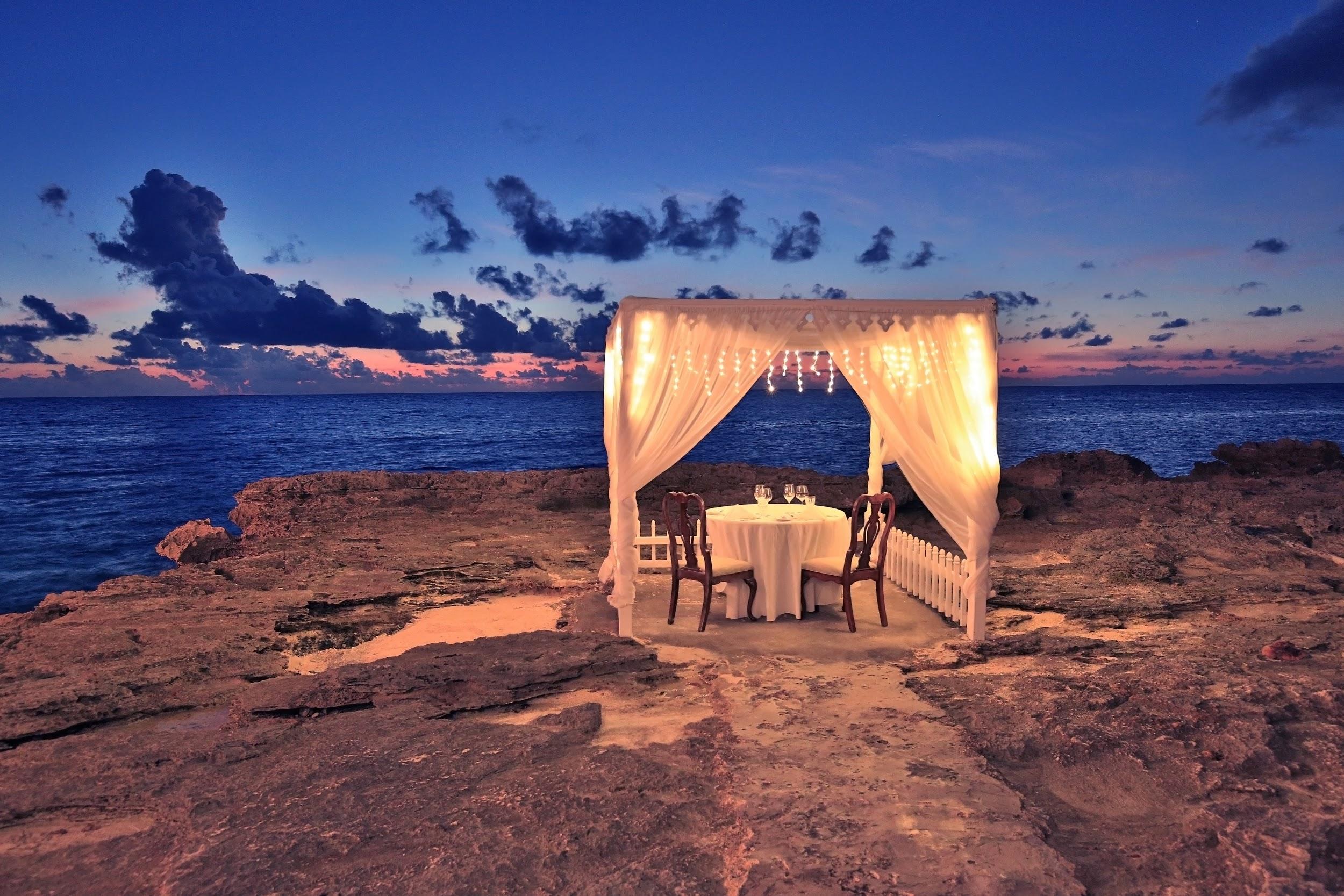 Try the Sea Side Gazebos for your next Romantic Dinner Date in the Cayman Islands!