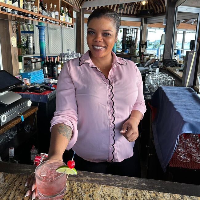 Sip and Refresh in Cayman 6 Can't-Miss Cocktails at Wharf